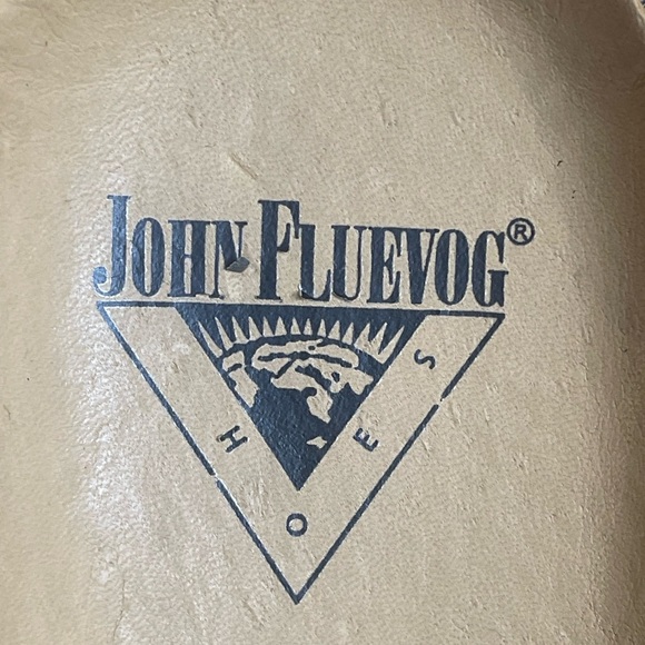 JOHN FLUEVOG soft black color
PERFORATED DERBY SNEAKER size 10 - Picture 14 of 14